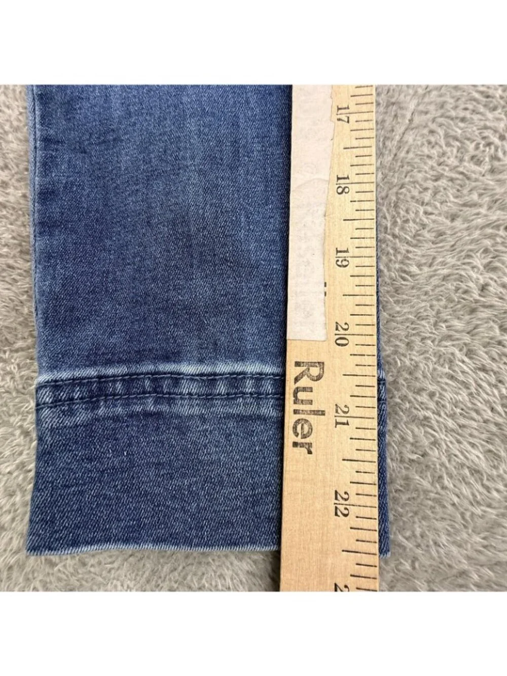 DG2 Diane Gilman Denim Jacket Womens Medium Blue Blazer Button Front Pockets - Picture 16 of 16